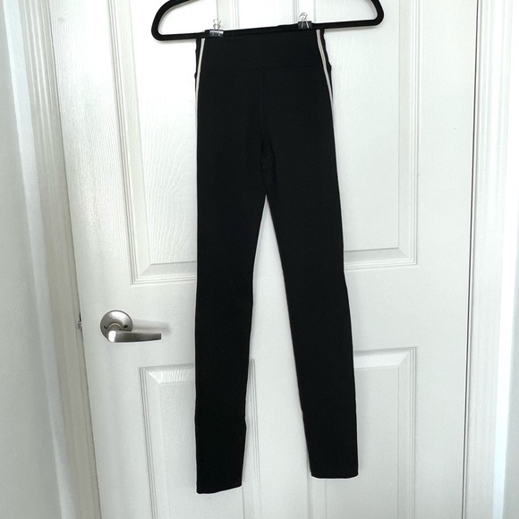 BCBG MAXAZRIA Leggings - Picture 3 of 6